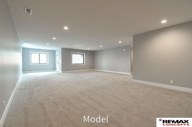 3505 Anaheim Court, Lincoln, NE 68506