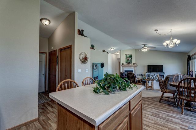 25237 WAPITI RD, Hermosa, SD 57744