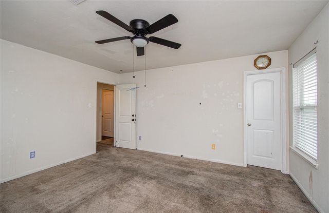 510 Douro Drive, Crosby, TX 77532