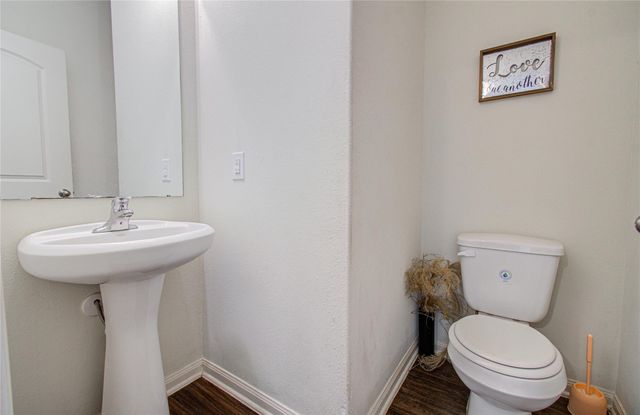 510 Douro Drive, Crosby, TX 77532