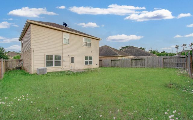 510 Douro Drive, Crosby, TX 77532