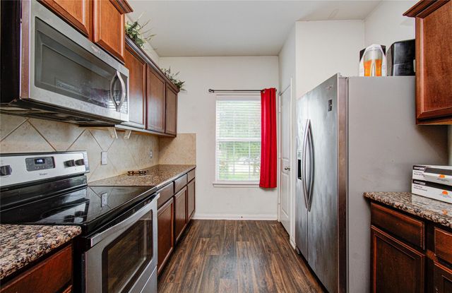 510 Douro Drive, Crosby, TX 77532