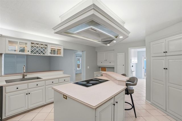 9760 136TH STREET, Seminole, FL 33776