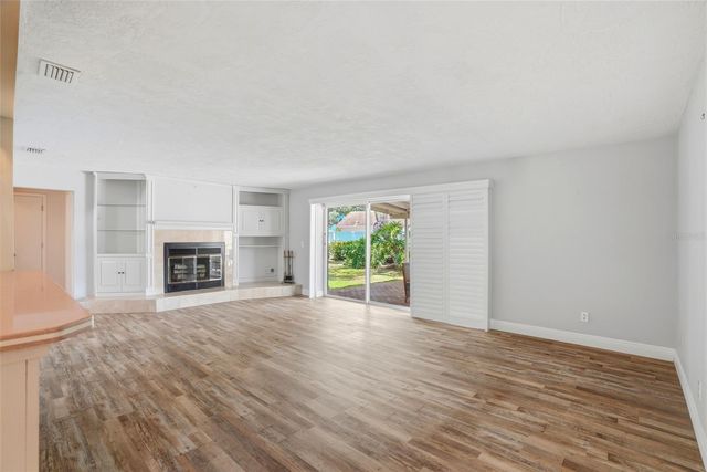 9760 136TH STREET, Seminole, FL 33776