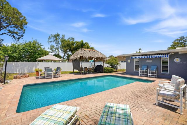9760 136TH STREET, Seminole, FL 33776