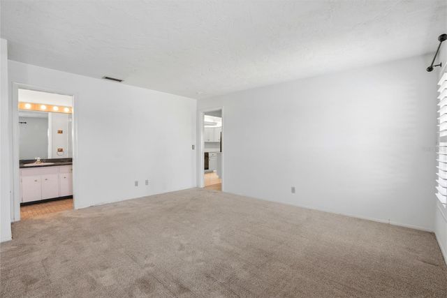 9760 136TH STREET, Seminole, FL 33776