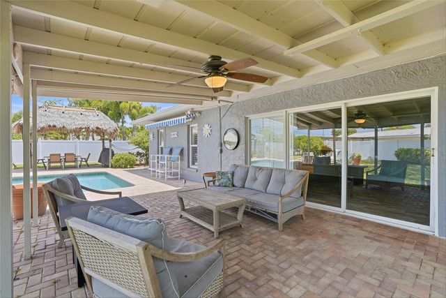 9760 136TH STREET, Seminole, FL 33776