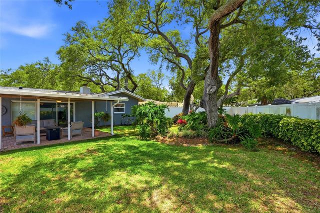 9760 136TH STREET, Seminole, FL 33776