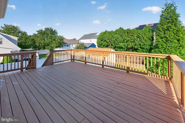 151 TRADEWINDS DR, Mount Royal, NJ 08061