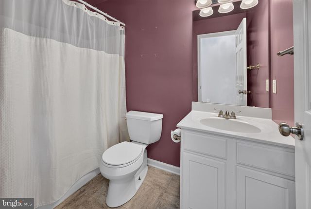 151 TRADEWINDS DR, Mount Royal, NJ 08061