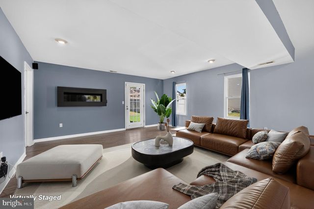 151 TRADEWINDS DR, Mount Royal, NJ 08061