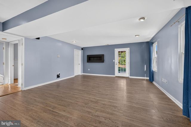 151 TRADEWINDS DR, Mount Royal, NJ 08061