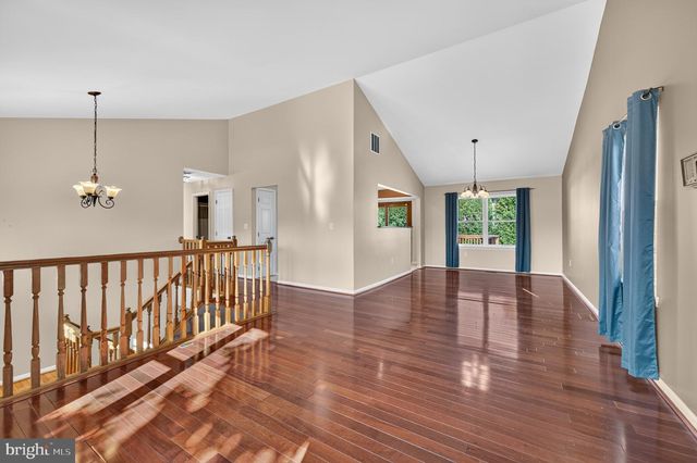 151 TRADEWINDS DR, Mount Royal, NJ 08061
