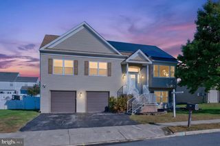151 TRADEWINDS DR, Mount Royal, NJ 08061