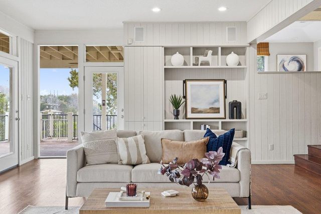 718 Bermuda ST, Lakeway, TX 78734