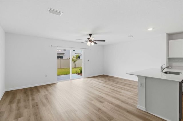 1029 SPOTTED EGRET LOOP, Ruskin, FL 33570