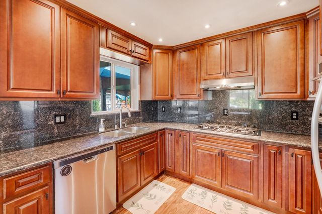 2545 Furmint Way, Rancho Cordova, CA 95670