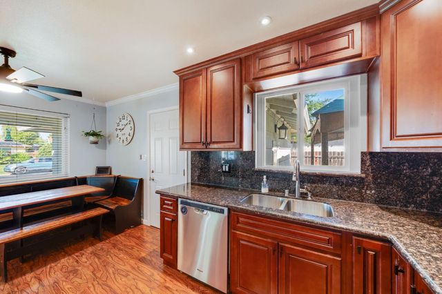 2545 Furmint Way, Rancho Cordova, CA 95670