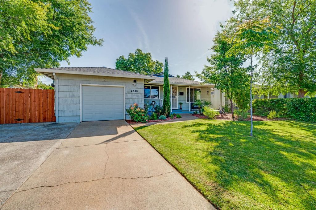 2545 Furmint Way, Rancho Cordova, CA 95670