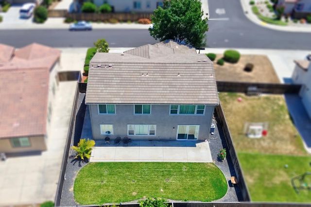 9894 Sintra Way, Elk Grove, CA 95757