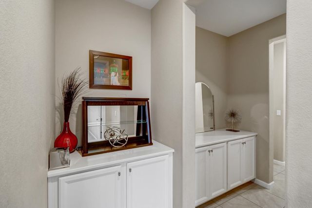 9894 Sintra Way, Elk Grove, CA 95757