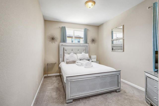 9894 Sintra Way, Elk Grove, CA 95757