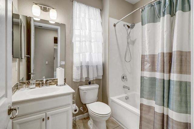 9894 Sintra Way, Elk Grove, CA 95757