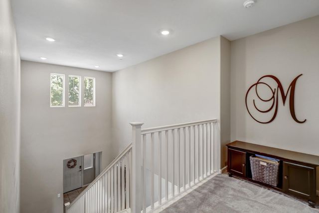 9894 Sintra Way, Elk Grove, CA 95757