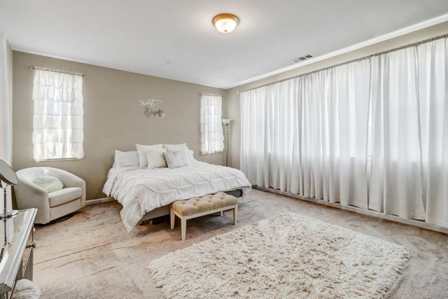 9894 Sintra Way, Elk Grove, CA 95757