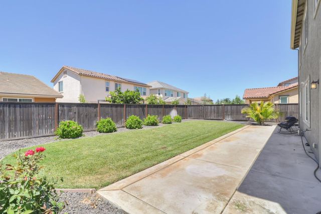 9894 Sintra Way, Elk Grove, CA 95757