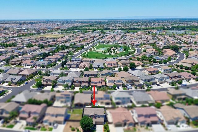9894 Sintra Way, Elk Grove, CA 95757