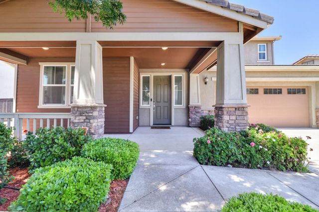 9894 Sintra Way, Elk Grove, CA 95757