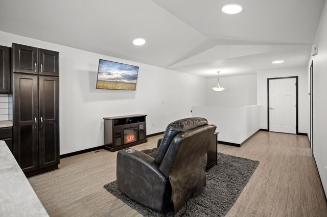 761 2nd Avenue, Horace, ND 58047