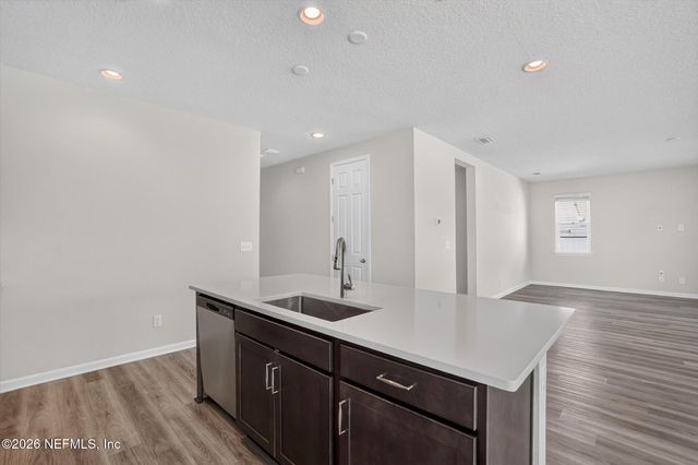 4564 PINE RIDGE Parkway, Middleburg, FL 32068