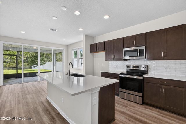 4564 PINE RIDGE Parkway, Middleburg, FL 32068