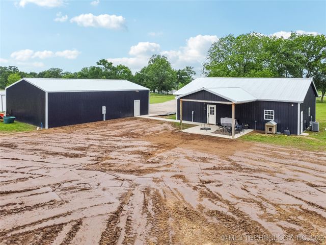 17784 S 210 Road, Okmulgee, OK 74447