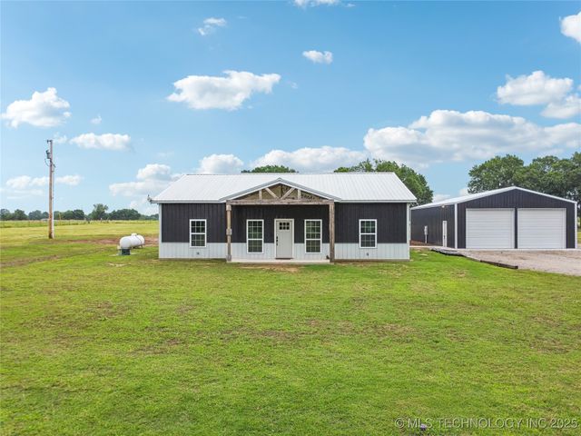 17784 S 210 Road, Okmulgee, OK 74447