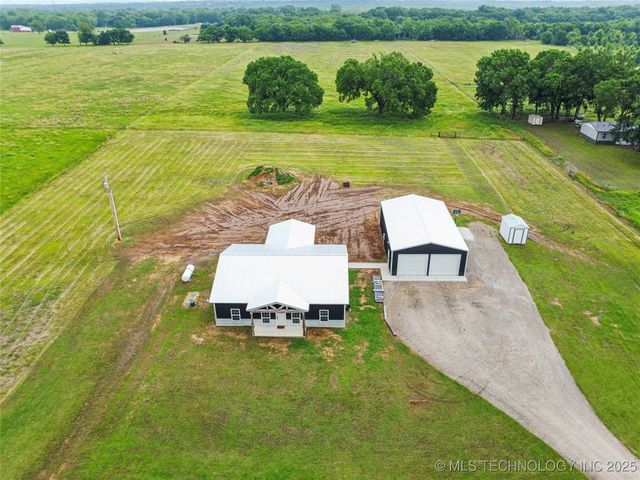 17784 S 210 Road, Okmulgee, OK 74447