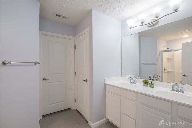 433 Buckingham Place, Beavercreek Twp, OH 45385