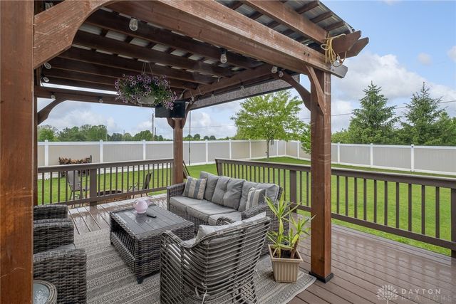 433 Buckingham Place, Beavercreek Twp, OH 45385