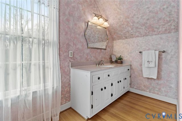 1517 Old Church Rd, Mechanicsville, VA 23111