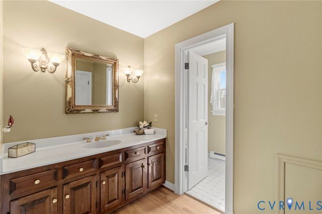 1517 Old Church Rd, Mechanicsville, VA 23111