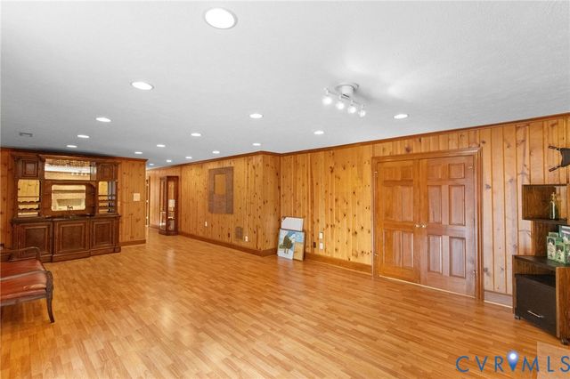 1517 Old Church Rd, Mechanicsville, VA 23111