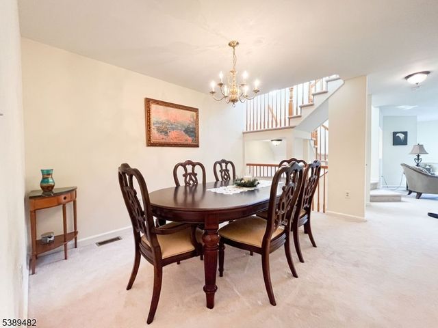 3 Woodmont Dr, Randolph Twp., NJ 07869