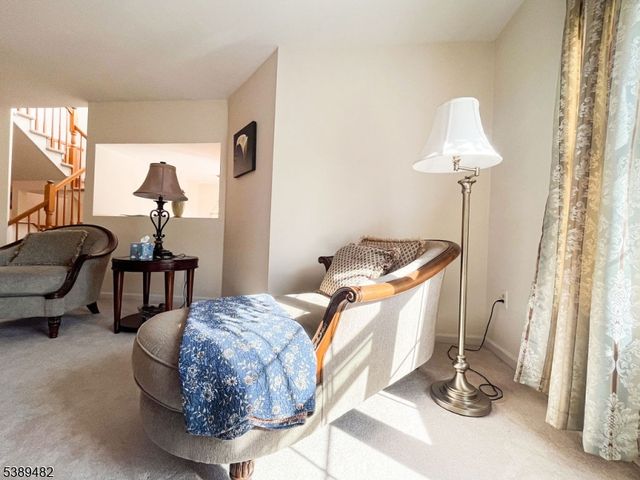 3 Woodmont Dr, Randolph Twp., NJ 07869