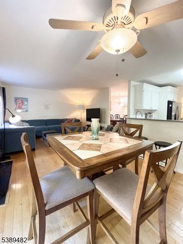 3 Woodmont Dr, Randolph Twp., NJ 07869