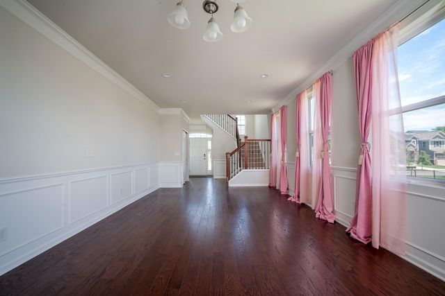 2825 Dillon Drive, Ann Arbor, MI 48105