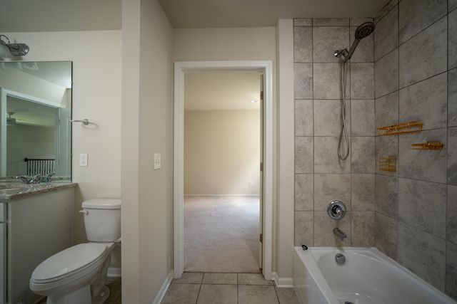 2825 Dillon Drive, Ann Arbor, MI 48105