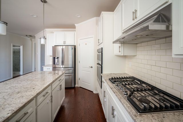 2825 Dillon Drive, Ann Arbor, MI 48105