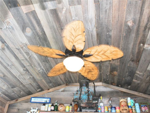 32 Oswego Street, Camden, NY 13316